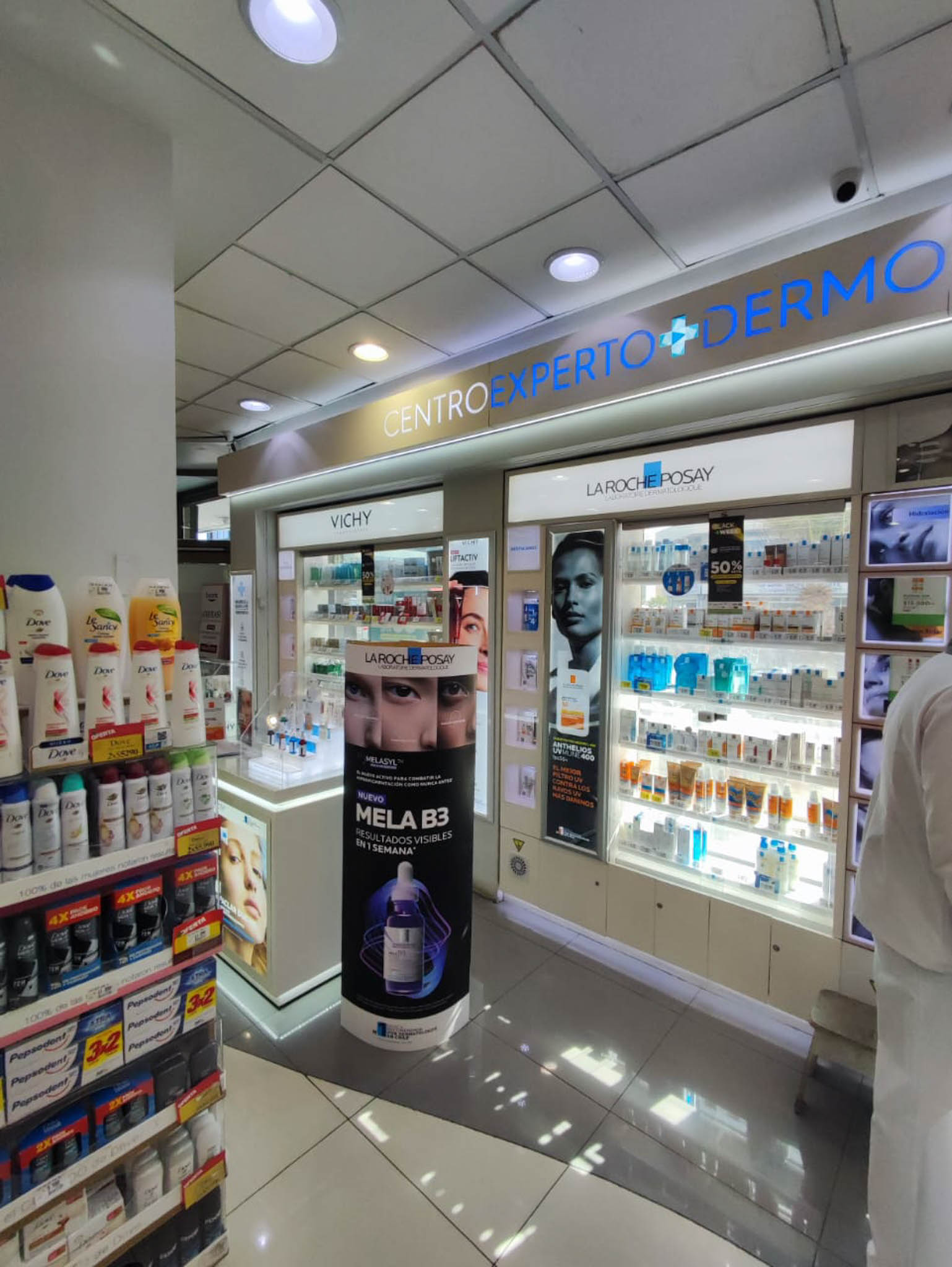 cirigliano-instalacion-puntos-de-venta-marcas-lorealDCA-6