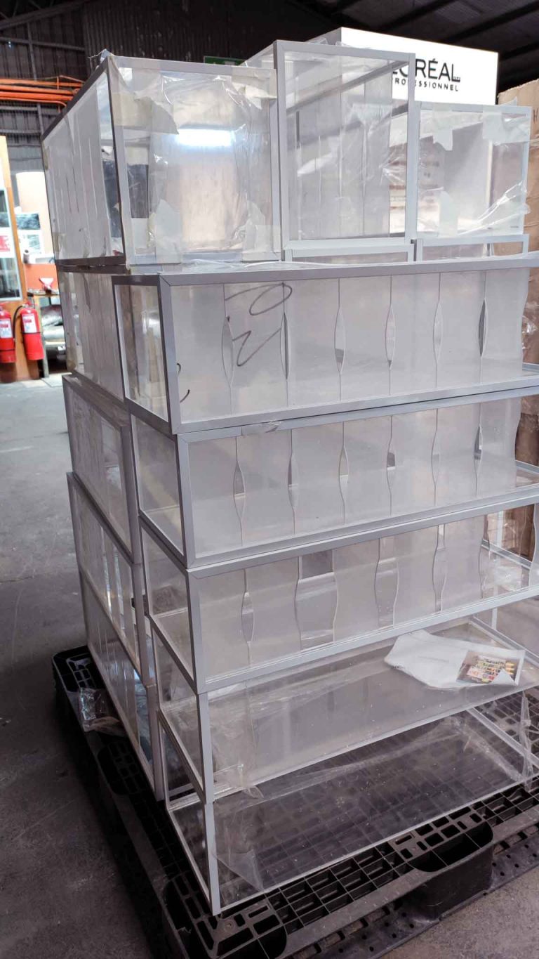 piezas-acrilicas-fabricacion-cirigliano-trade-marketing-chile-25